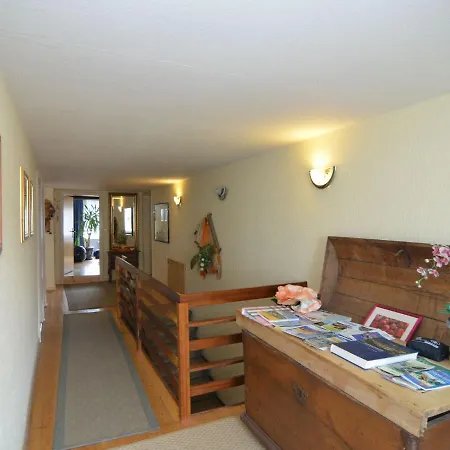 شقة Comfortable Holiday In The Weser Uplands With Sauna